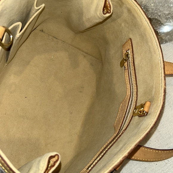 Authentic Louis Vuitton Hampstead Azure pm bag + COA - Picture 14 of 16